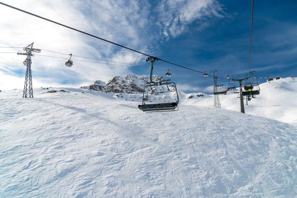 Image for Arosa Transfers & Ski Resort Guide