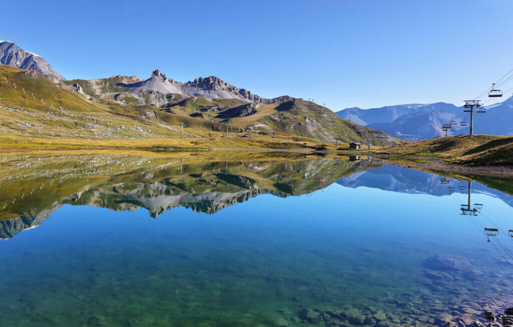lakes in tignes