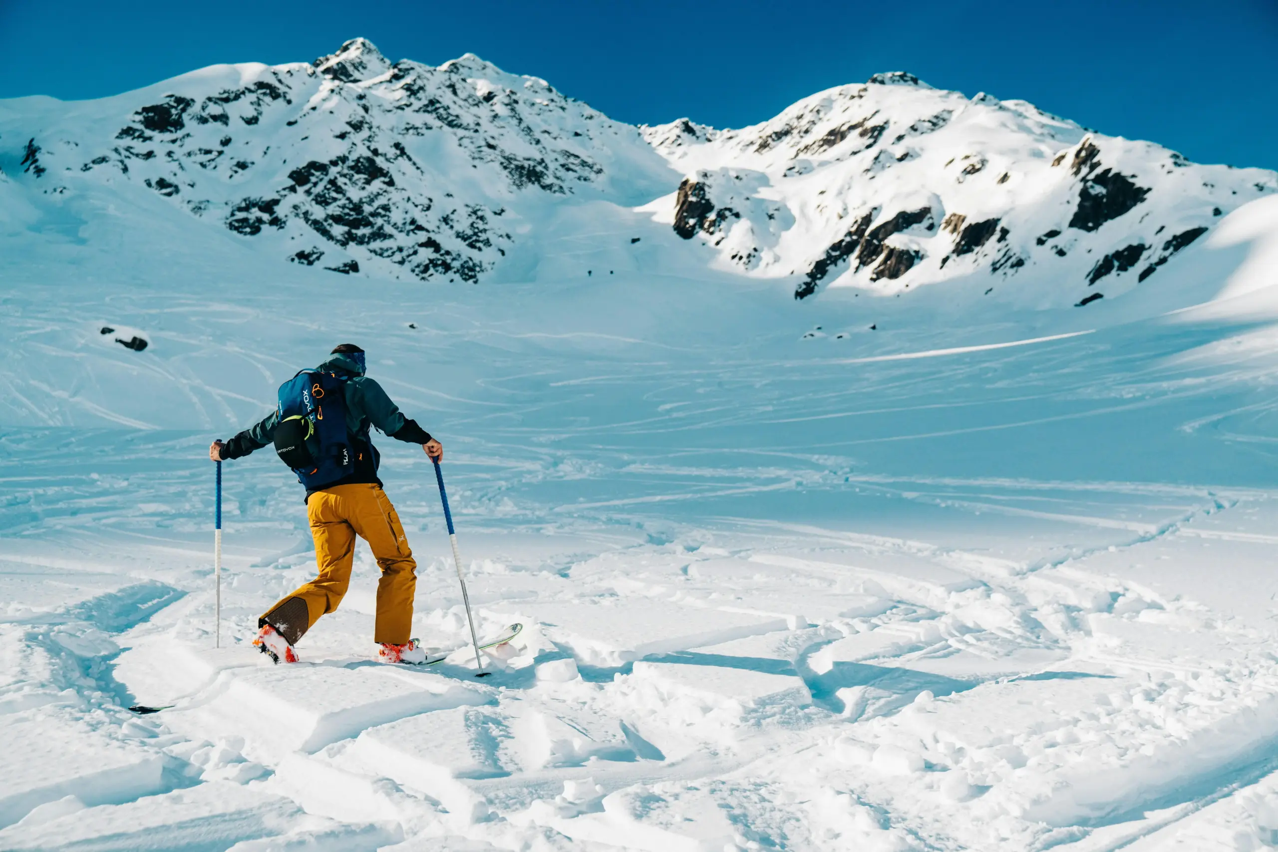 skiing