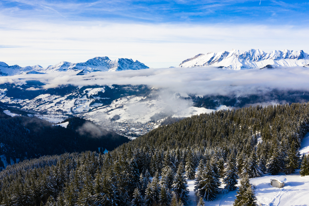 Megève resort ski slopes and private transfers